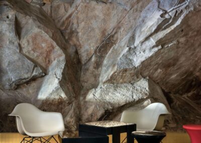 caillou_café_lyon_roche_grotte